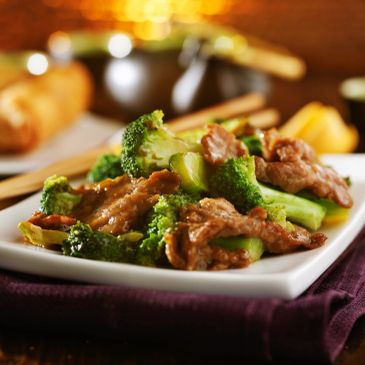 A freshly cooked Chinese stir-fry